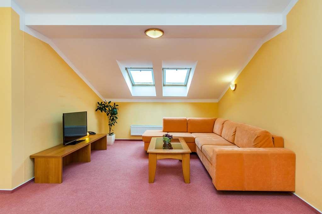 Hotel Horal Roznov pod Radhostem Room photo