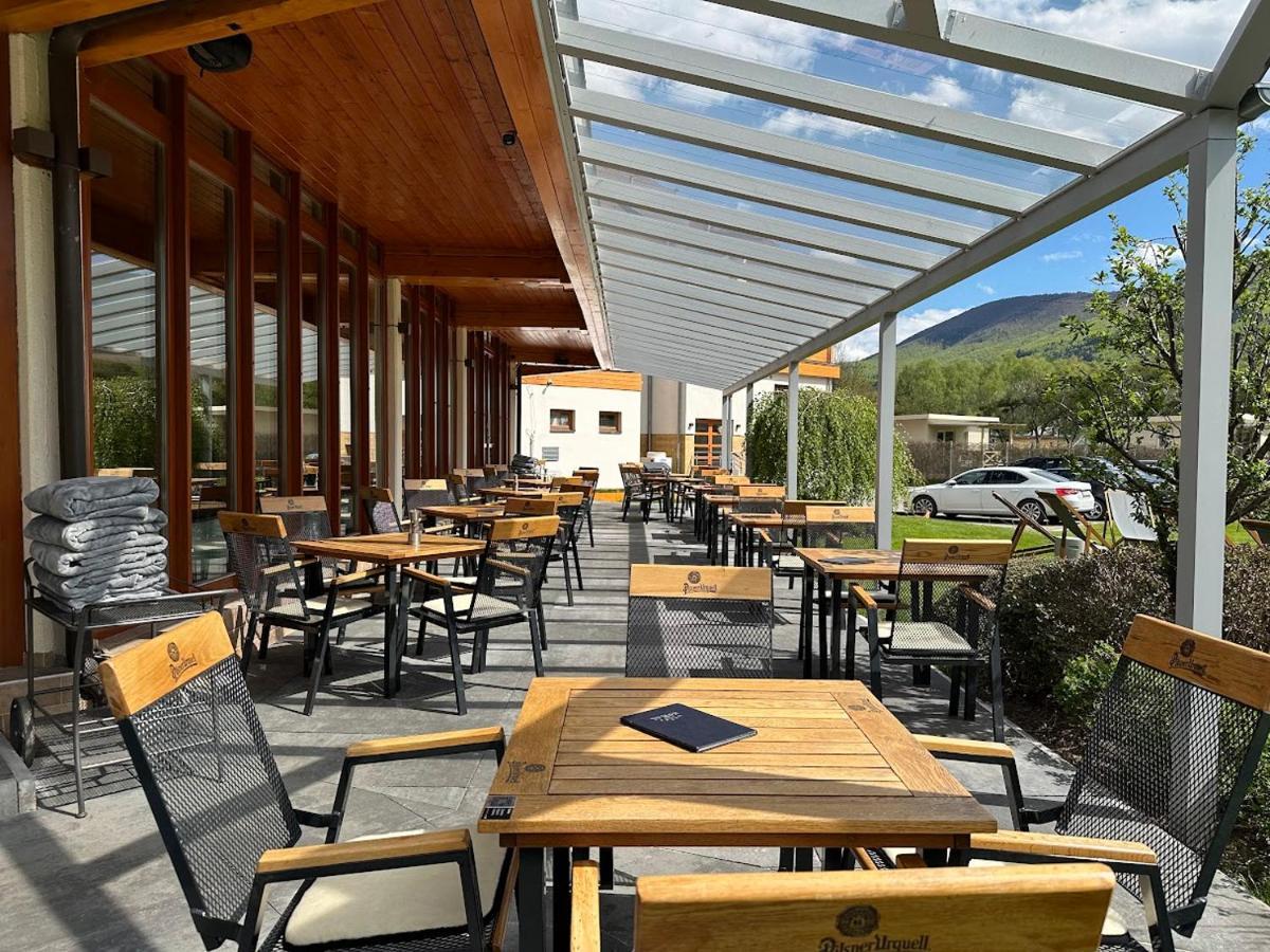 Hotel Horal Roznov pod Radhostem Exterior photo